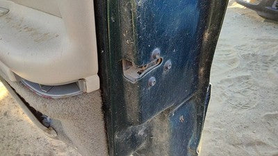 1996 Olds 88 Passenger Right Front Door Latch With Rods/Cables Oem