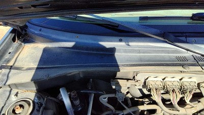 2007 Ford Escape Windshield Wiper Cowl Vent Trim Panel Oem Cover