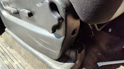 10 Chevy Tahoe Passenger Right Side Power Seat Switch With Trim Panel Oem Black