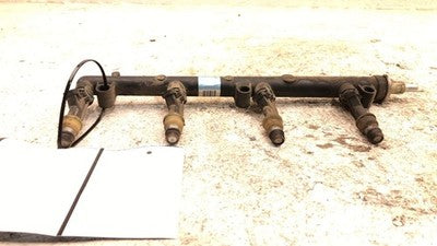 02 Saturn Sl1 Sedan Complete Fuel Rail With Injectors Set Loaded Oem 1.9L Sohc