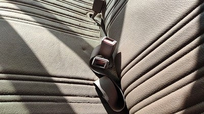 1994 Chevy Silverado 1500 Driver Left Front Seat Belt Buckle Receiver Oem Tan