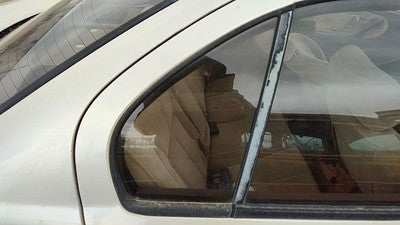 91-94 Infinity G20 Passenger Right Rear Vent Window Back Door Glass With Frame