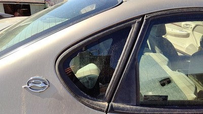 2000-2005 Chevy Impala Passenger Right Rear Quarter Glass Back Side Window Oem