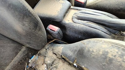 00-02 Cabrio Convertible Passenger Right Front Seat Belt Buckle Receiver Black