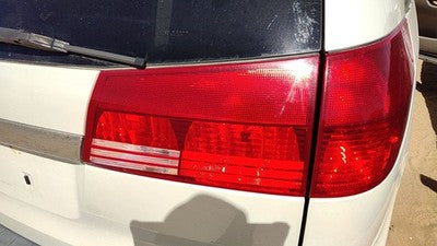 2004-2005 Toyota Sienna Passenger Right Inner Tail Light Brake Lamp Oem Rear