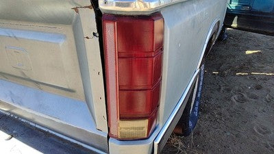 1980-1986 Ford F150 Passenger Right Tail Light Brake Lamp Oem Rear E4tz13404b