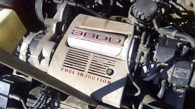 1988 Olds Toronado Trofeo Engine Cover Top Plastic Shield Oem 3.8L