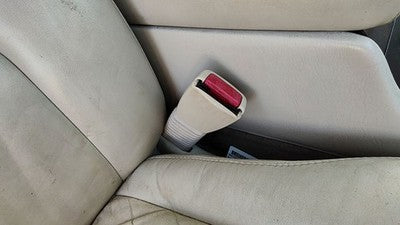 1998-04 Cadillac Seville Passenger Right Front Seat Belt Buckle Receiver Tan 503