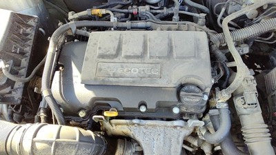 2011-2016 Chevy Cruze Valve Cover Oem 1.4L 25198877
