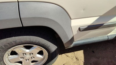 2005 Jeep Liberty Passenger Right Rear Moulding From Door Oem Back Wheel Flare