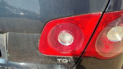 2005-07 Vw Jetta Passenger Right Inner Tail Light Brake Lamp Oem Rear 1K5945094f