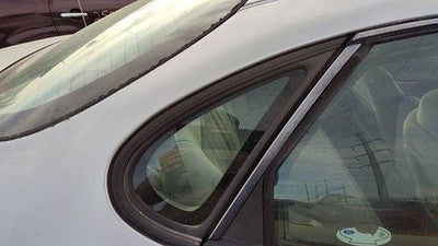 1996-2007 Ford Taurus Passenger Right Rear Quarter Glass Back Side Window Oem