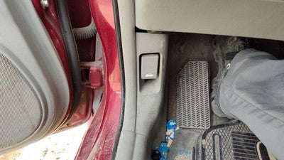 2010 Honda Insight Driver Left Lower Kick Trim Panel Oem Tan