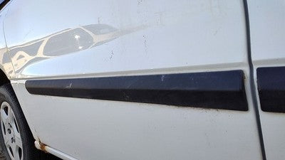2007 Ford Freestar Passenger Right Rear Moulding From Door Oem Back Trim Strip