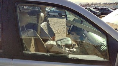 1998-2005 Mercedes Ml350 Passenger Right Front Side Window Door Glass Oem