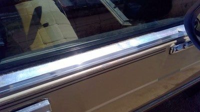 85 Olds 88 Passenger Right Front Moulding From Door Oem Trim Strip Dented Chrome
