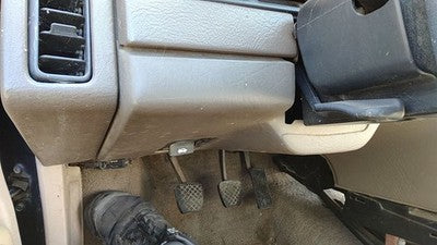 92-94 Saturn Sc2 Coupe Lower Dash Under Column Knee Bolster Trim Panel Oem Tan