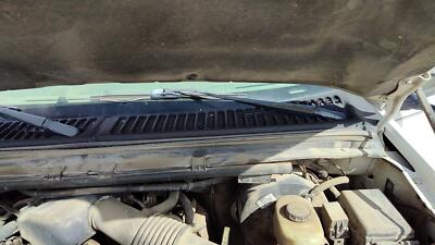 1999 F250 Super Duty Windshield Wiper Cowl Vent Trim Panel Oem Cover