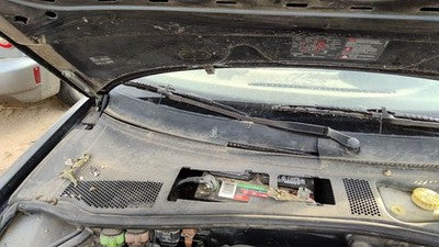 1998-2002 Vw Passat Passenger Right Windshield Wiper Arm Oem Blade Lever
