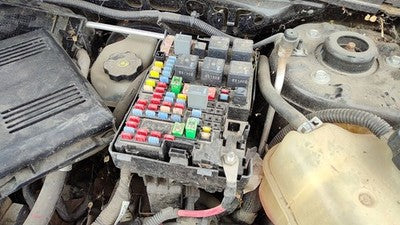 07-09 Suzuki Grand Vitara Xl-7 Engine Fuse Box Power Distribution Panel Oem 3.6L
