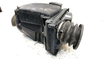1997-2005 Buick Park Ave Complete Air Intake Filter Box Housing With Tube Oem