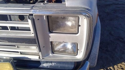 1989 Chevy G20 Van Driver Left Trim Bezel Around Headlight Oem Dual 15596118