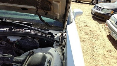 1992-1998 Buick Lesabre Driver Left Hood Hinge Assembly Oem White 25614675
