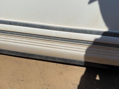 94 Town Car Passenger Right Front Moulding From Door Oem Trim Strip White Wt