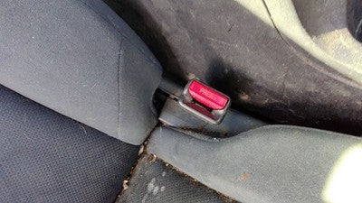 2004-2012 Mitsubishi Galant Passenger Right Front Seat Belt Buckle Receiver Gray