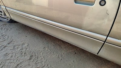 1993 Saturn Sc2 Coupe Driver Left Front Moulding From Door Oem Trim Strip Gold