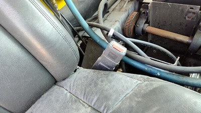 98-02 Van 2500 Passenger Right Front Seat Belt Buckle Receiver 69W Dark Gray