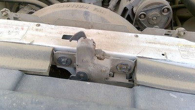 1992-1997 Ford F450 Hood Latch Assembly With Bracket Oem F4tz16138b