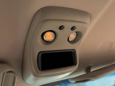 03-07 Silverado 2500 Center Overhead Console Dome Light Map Lamp Cubby Tan 52D