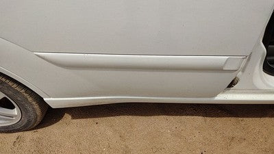 00-07 Focus Station Wagon Passenger Right Rear Moulding From Door Back White Yz