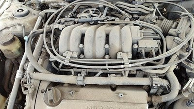 2000-2001 Nissan Maxima Complete Fuel Rail With Injectors Set Loaded Oem 3.0L