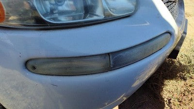 1998-2000 Town & Country Right Front Turn Signal Light Lamp Oem Bumper Mounted