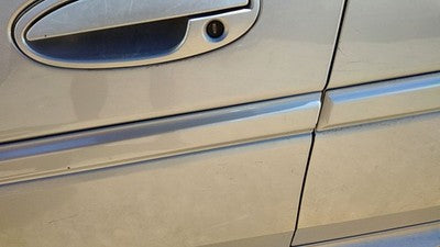 04-08 Grand Prix Driver Left Front Moulding From Door Oem Trim Strip Silver 12U