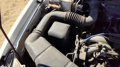 2000 01 Legacy Outback Complete Air Intake Filter Box Housing With Tube Oem 2.5L