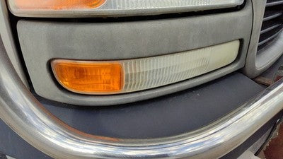 1999-2007 Sierra 2500 Hd Passenger Right Front Turn Signal Light Lamp Oem