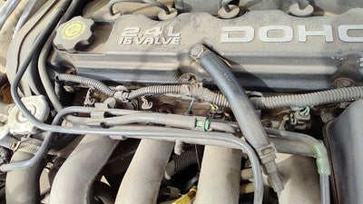 1998-2000 Dodge Stratus Complete Fuel Rail With Injectors Set Loaded Oem 2.4L