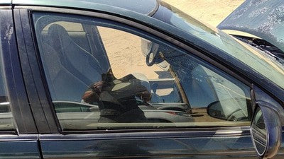 1996-2000 Saturn Sl1 Passenger Right Front Side Window Door Glass Oem 21098674