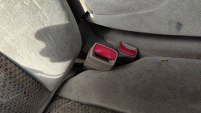 2003-2007 Silverado 1500 Passenger Right Front Seat Belt Buckle Receiver 52D Tan
