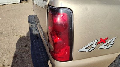 2004-2007 Silverado 1500 Passenger Right Tail Light Brake Lamp Oem Rear 19169005