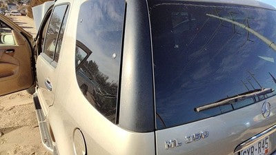 2005 Mercedes Ml350 Driver Left Rear Moulding On Quarter Panel Oem