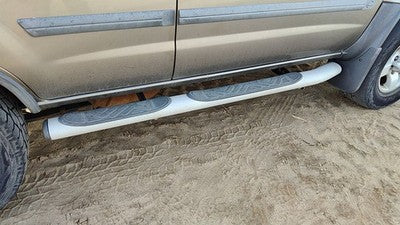 2003-2004 Nissan Xterra Passenger Right Running Board Side Step Oem Xe