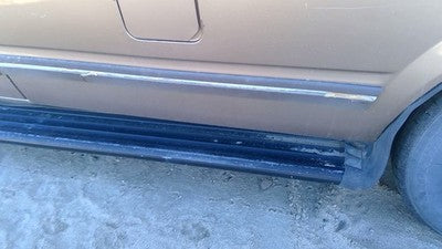 1995 Chevy Astro Driver Left Rear Moulding On Quarter Panel Oem Brown Forward