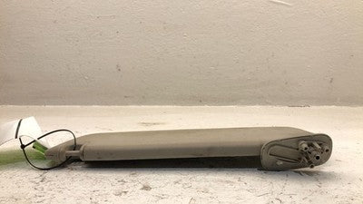 2007-2013 Gmc Sierra 1500 Driver Left Sun Visor Oem Gray 88b 15949692