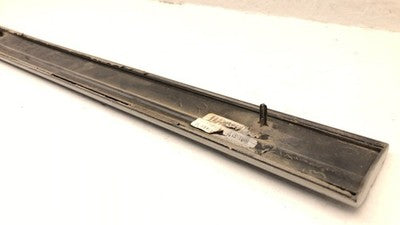 05-07 Caravan Passenger Right Front Moulding From Door Trim Strip Silver Ps2