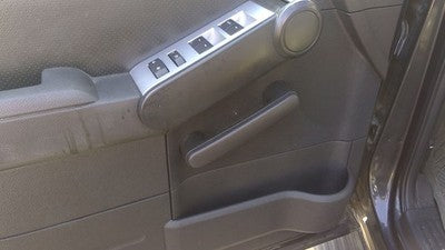 2007 Mercury Mountaineer Driver Left Front Inside Door Trim Panel Only Oem Black