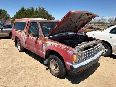 82-03 S10 Pickup Passenger Right Front Brake Caliper With Mount Bracket Oem 4X2